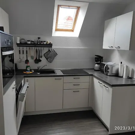 Ferien- Monteurwohnung Bis 6 Personen Apartamento