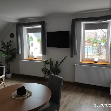 Ferien- Monteurwohnung Bis 6 Personen Markranstädt