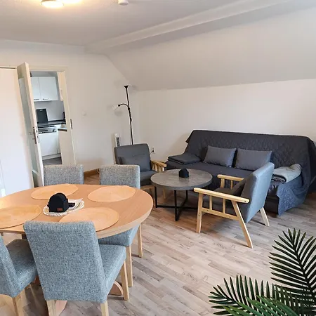 Ferien- Monteurwohnung Bis 7 Personen Apartment