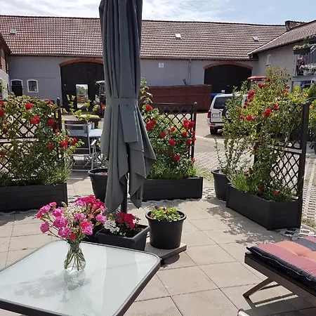 Ferien- Monteurwohnung Bis 6 Personen Markranstädt