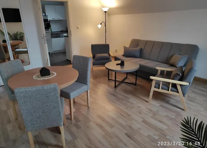 Ferien- Monteurwohnung Bis 6 Personen * Markranstädt