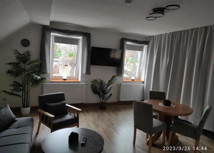 Apartment Ferien- Monteurwohnung Bis 6 Personen Markranstaedt