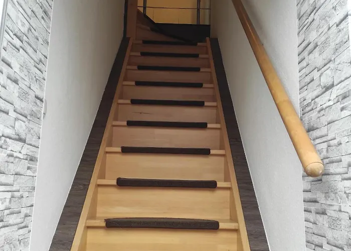 Ferien- Monteurwohnung Bis 6 Personen